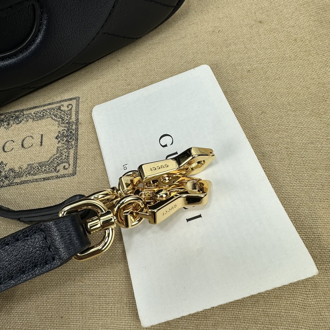 Gucci Satchel Bags